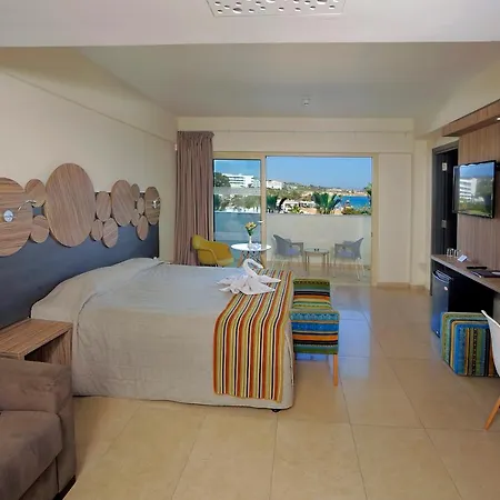 Nelia Hotel&spa Hotel 4*