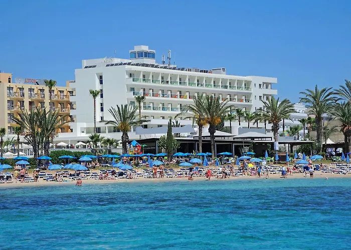 Hotell Nelia & Ayia Napa