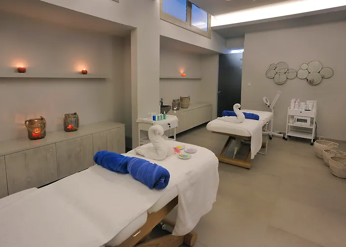 מלון Nelia & איה נאפה