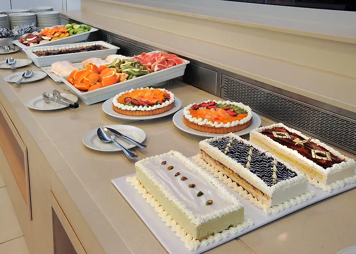 Nelia & Hotell Ayia Napa