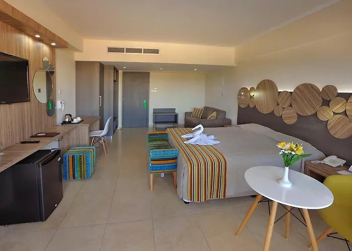 Hotel Nelia & Ayia Napa